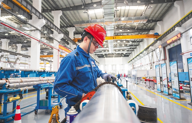 海南澄邁 以創(chuàng)新驅(qū)動(dòng)技術(shù)推廣，全面提升自主服務(wù)能力